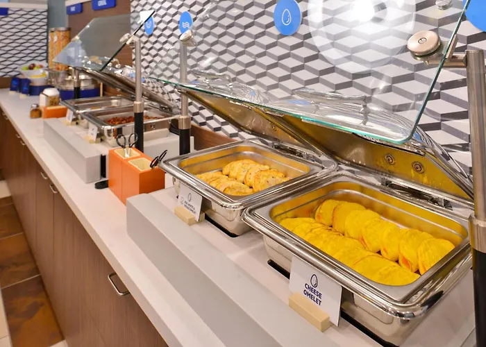 Holiday Inn Express & Suites Austin South-Buda By Ihg