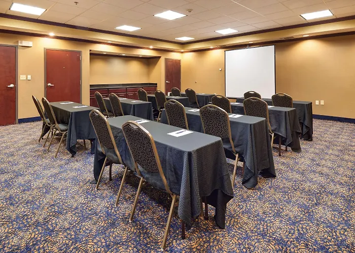 Hampton Inn & Suites Austin South Buda